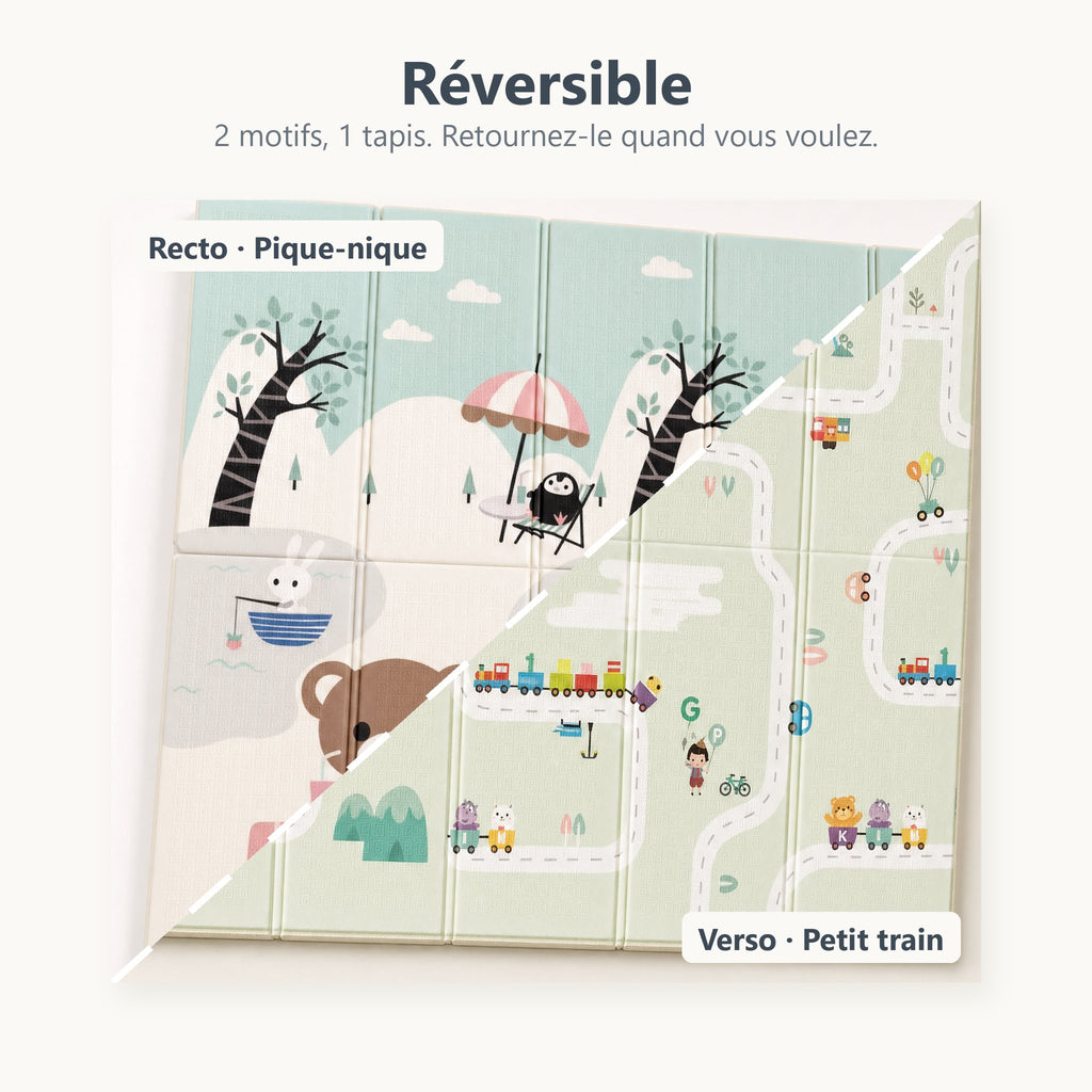 Tapis de jeu réversible pique-nique et petit train vu du dessus, coupé en diagonale entre le recto et le verso